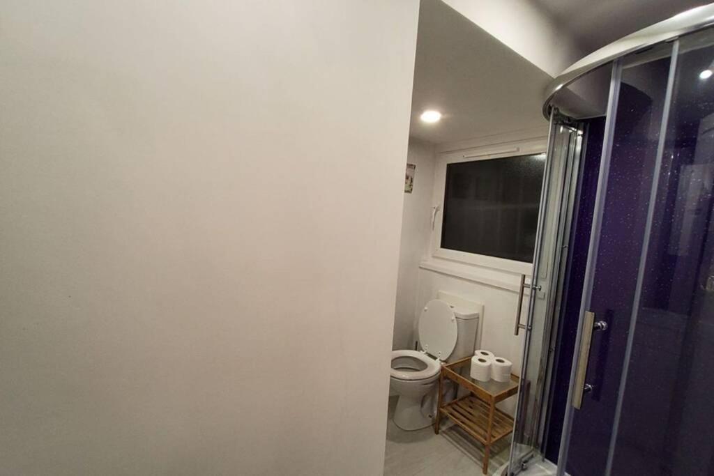 Leith Spectacular Apartment By Sensational Stay Short Lets & Serviced Accommodation With 6 Separate Beds & 2 Baths Edimburgo Exterior foto